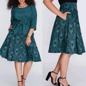 Melissa McCarthy Seven7 Full Skirt with pockets 3X